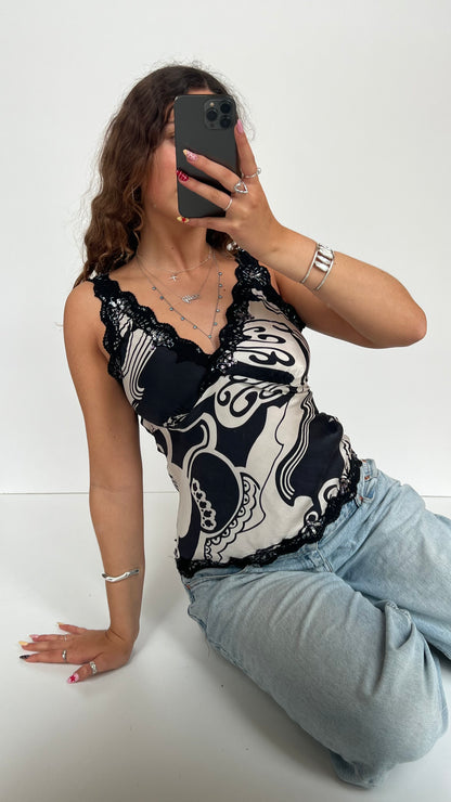 00s black white lace top- size M