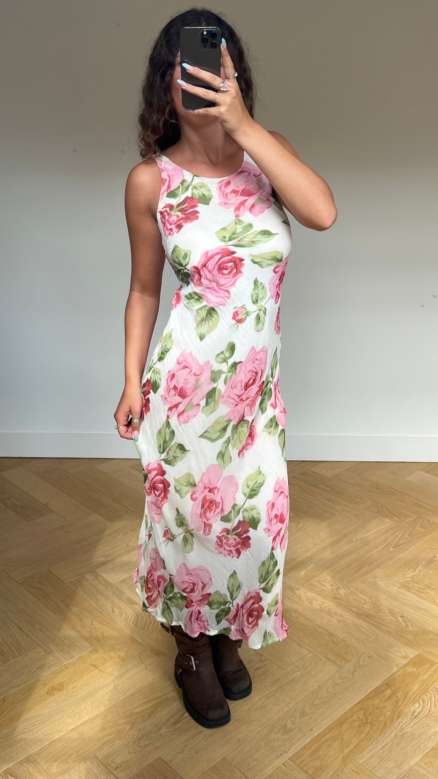 00s white pink floral maxi dress- size M
