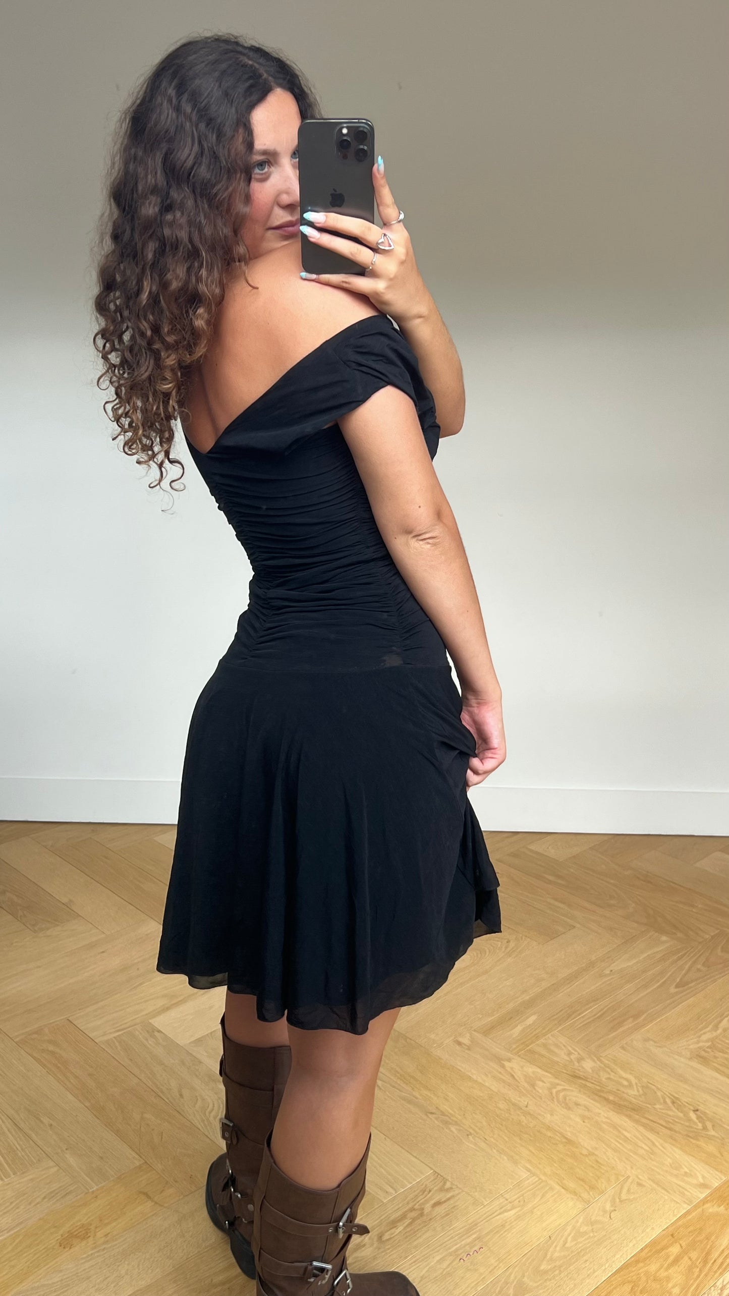 00s black ruched midi dress- size S