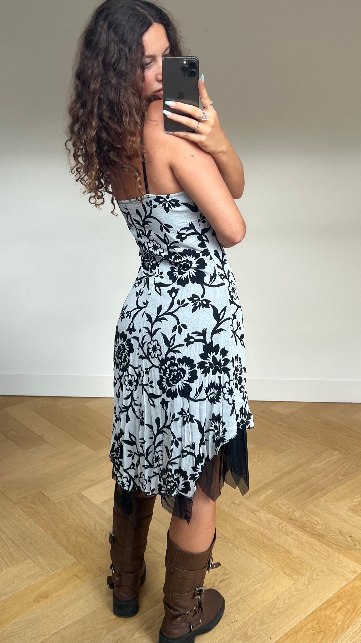 00s grey floral midi dress- size M