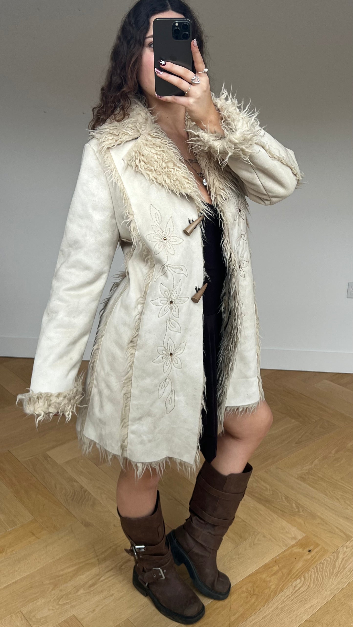 00s cream floral afghan coat- size M