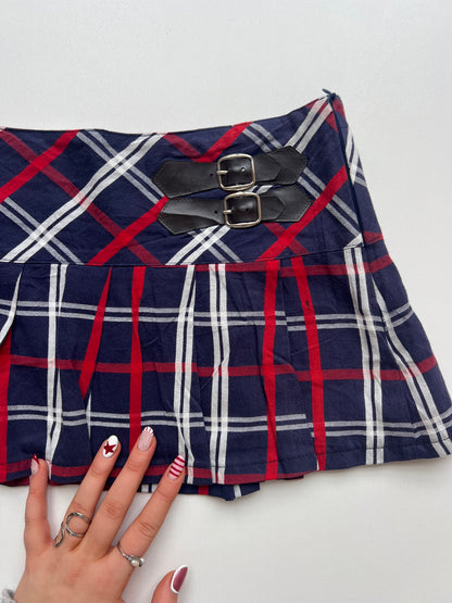 00s red plaid mini skirt- size S