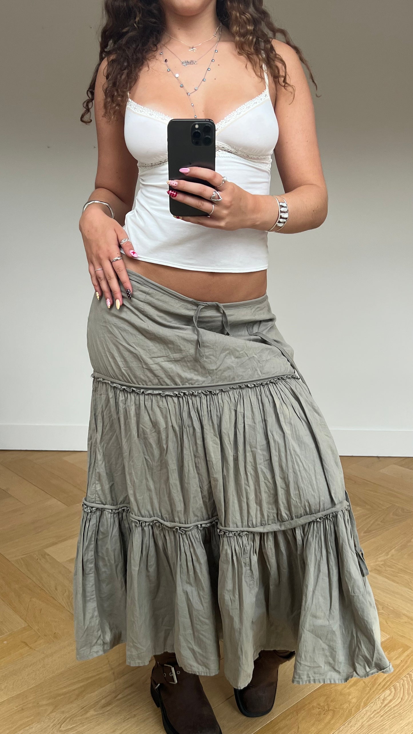 00s khaki maxi skirt- size M/L