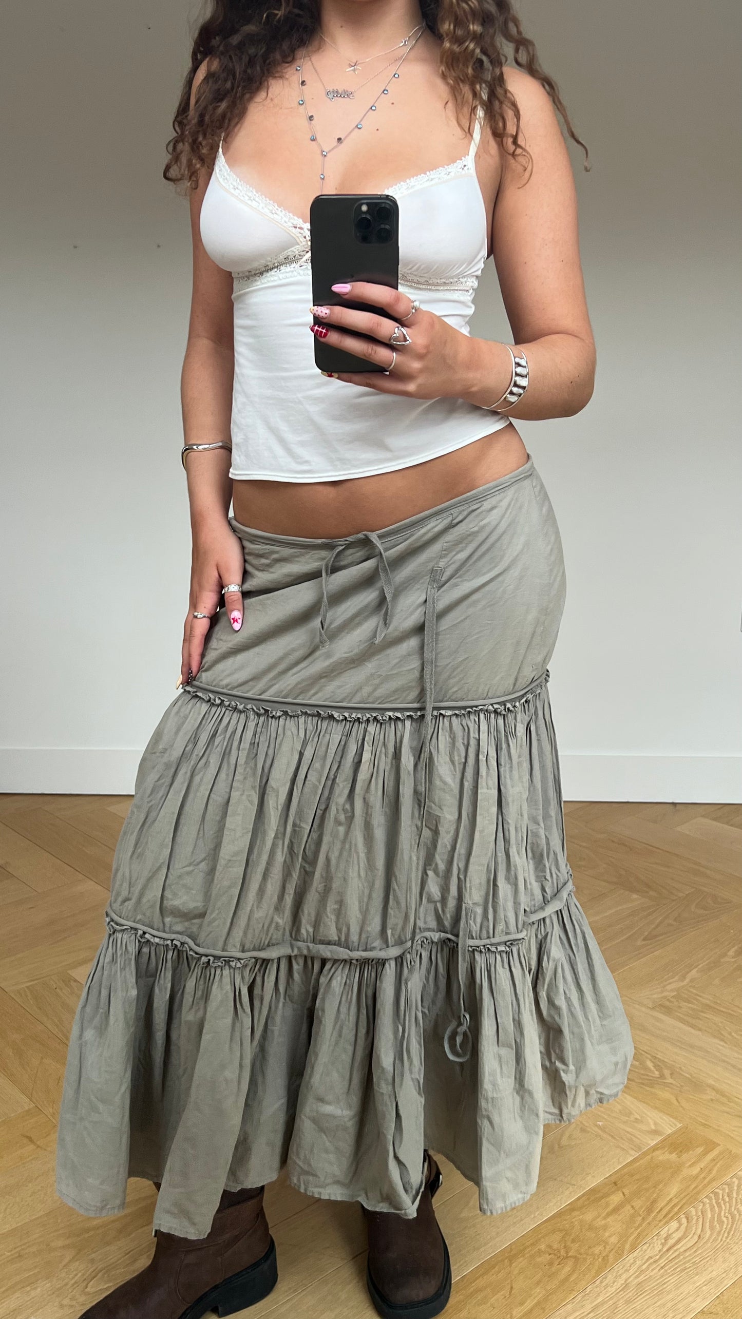 00s khaki maxi skirt- size M/L