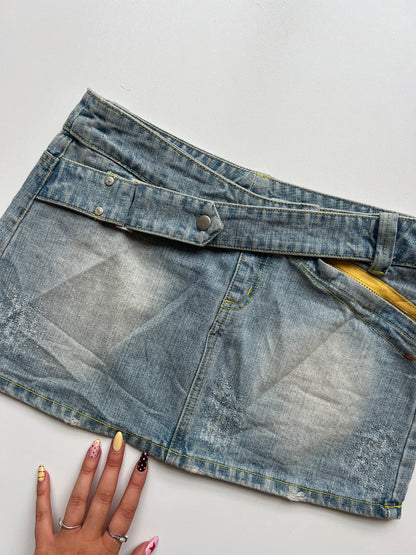 00s denim belt mini skirt- size M