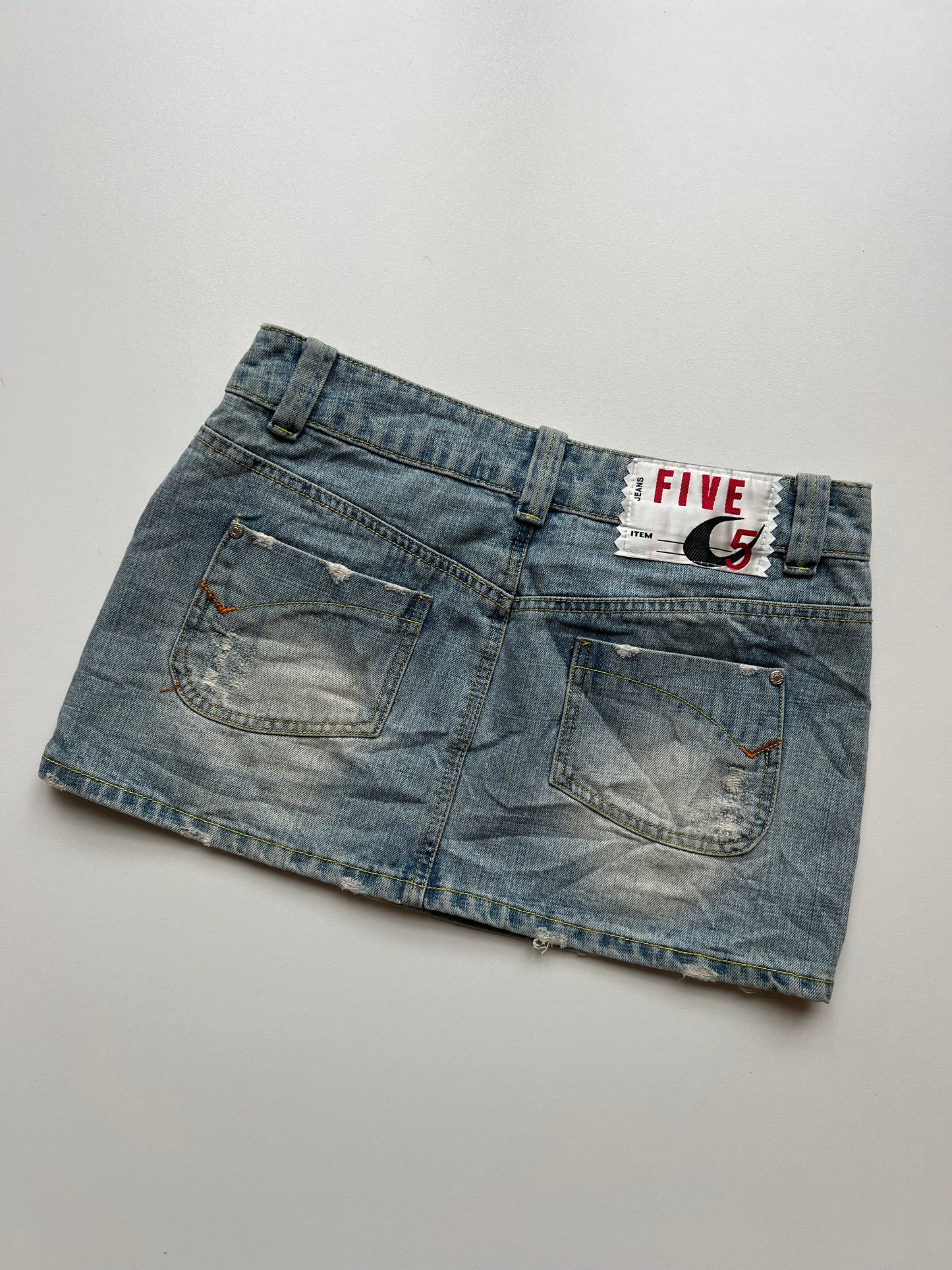00s denim belt mini skirt- size M