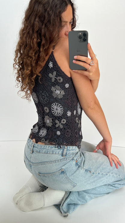 00s grey floral crochet cami- size M