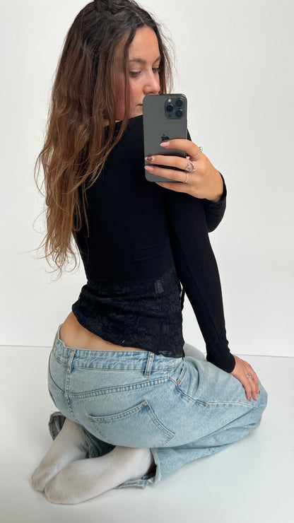 00s black lace long sleeve top- size S