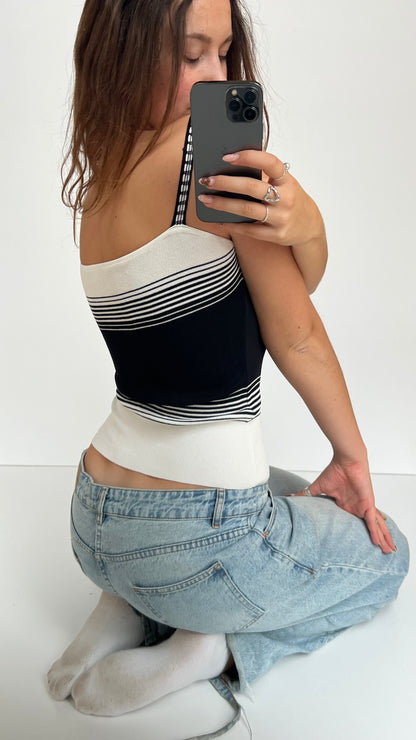 00s black white striped knit cami- size S