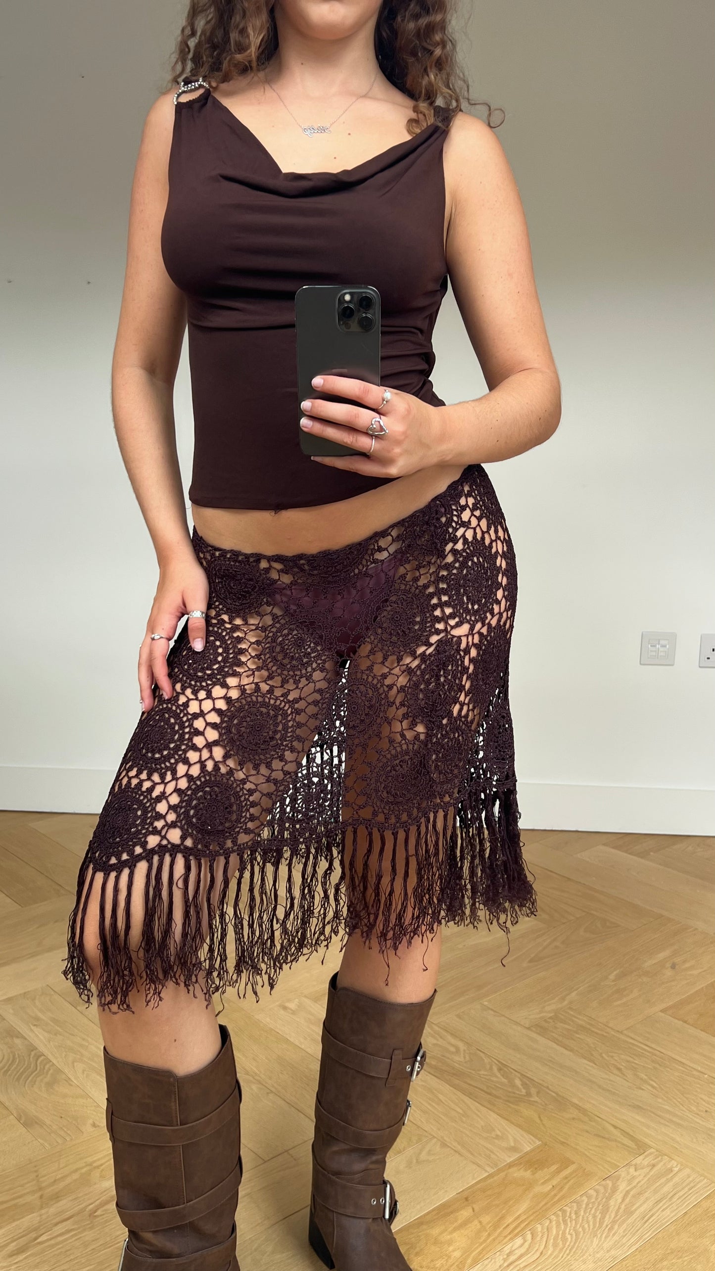 00s brown crochet midi skirt- size M