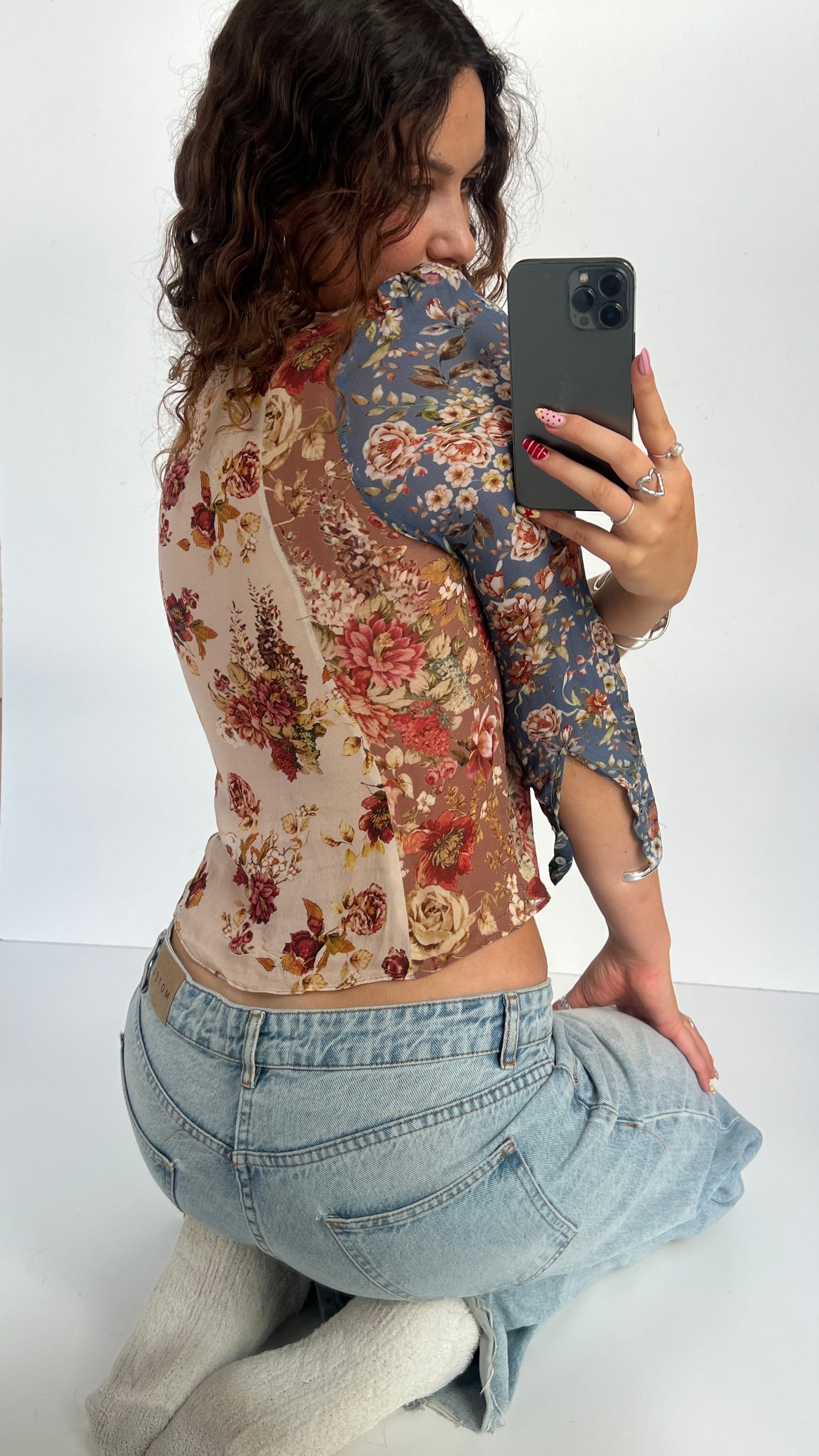 00s brown floral blouse- size S