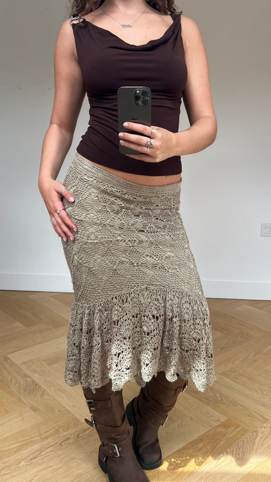 00s brown crochet maxi skirt- size S