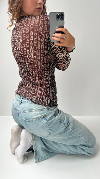 00s brown mesh long sleeve top- size M