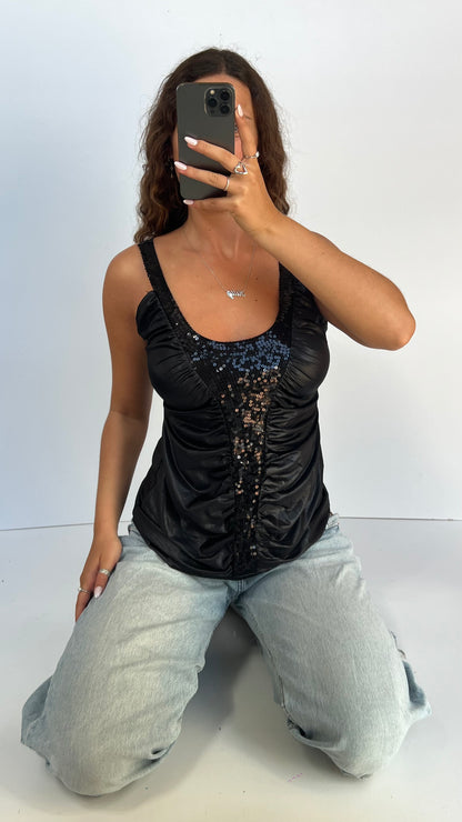 00s black ruched sequin top- size L