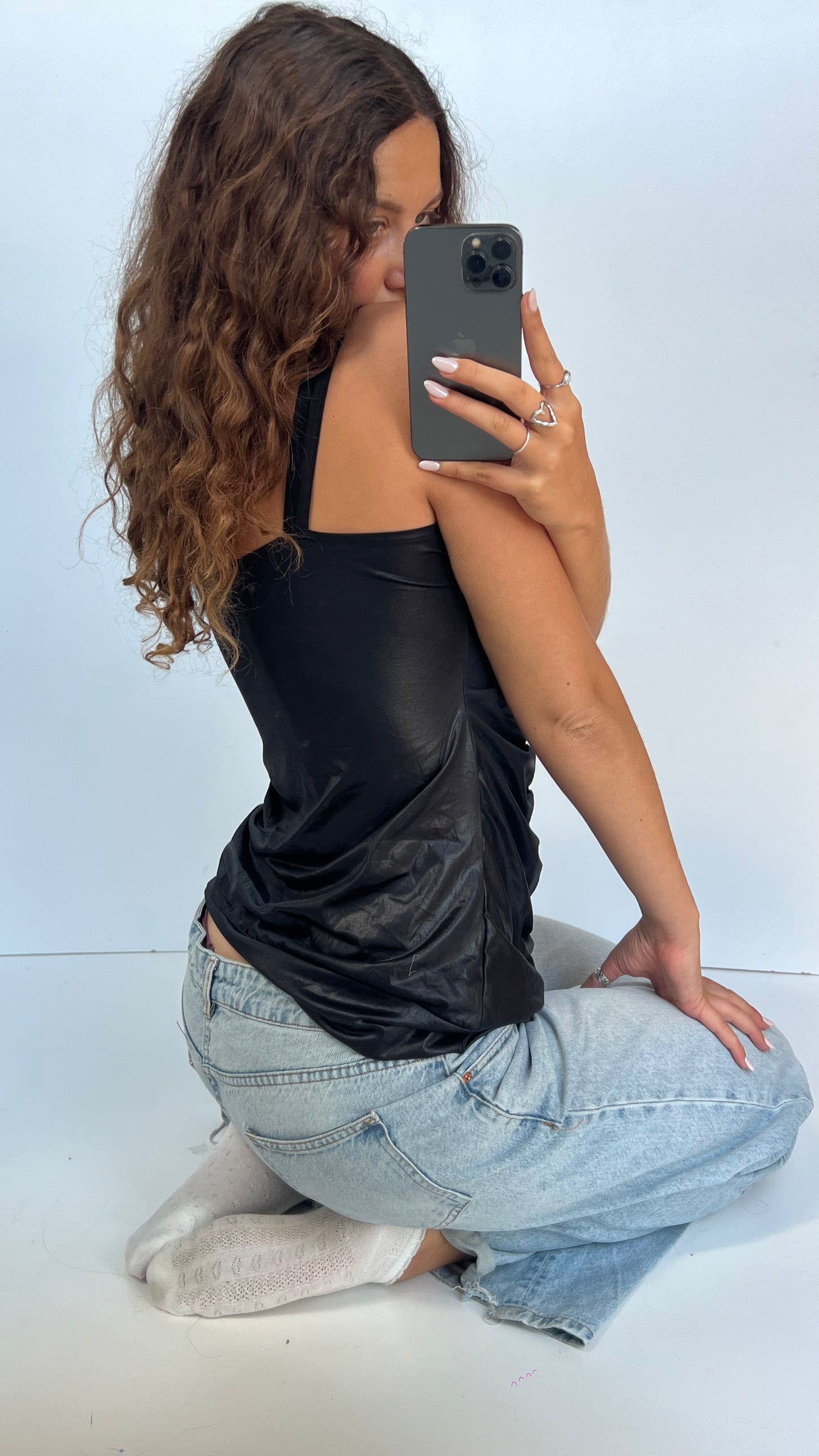 00s black ruched sequin top- size L