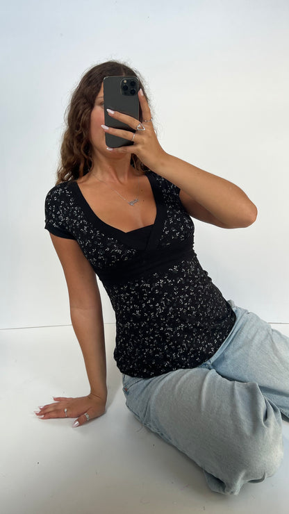 00s black floral top- size M