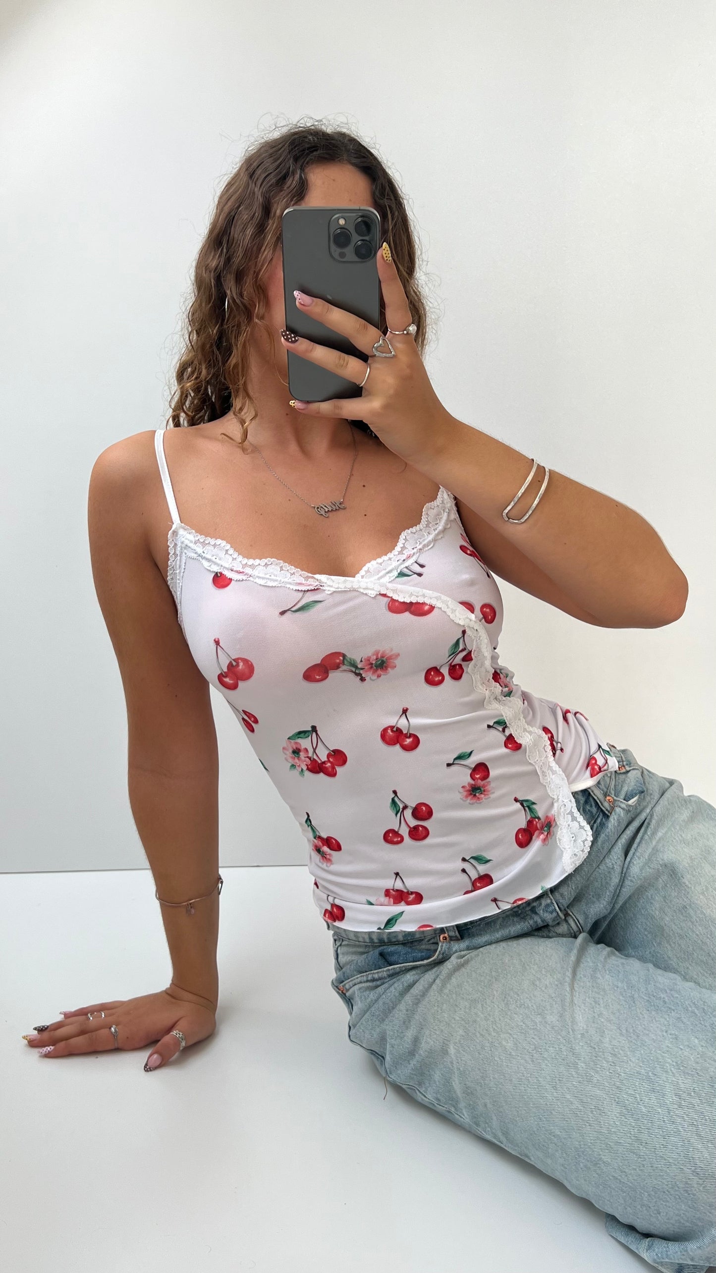 00s white cherry cami- size S