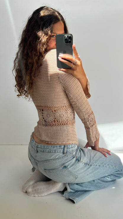 00s brown crochet top- size L