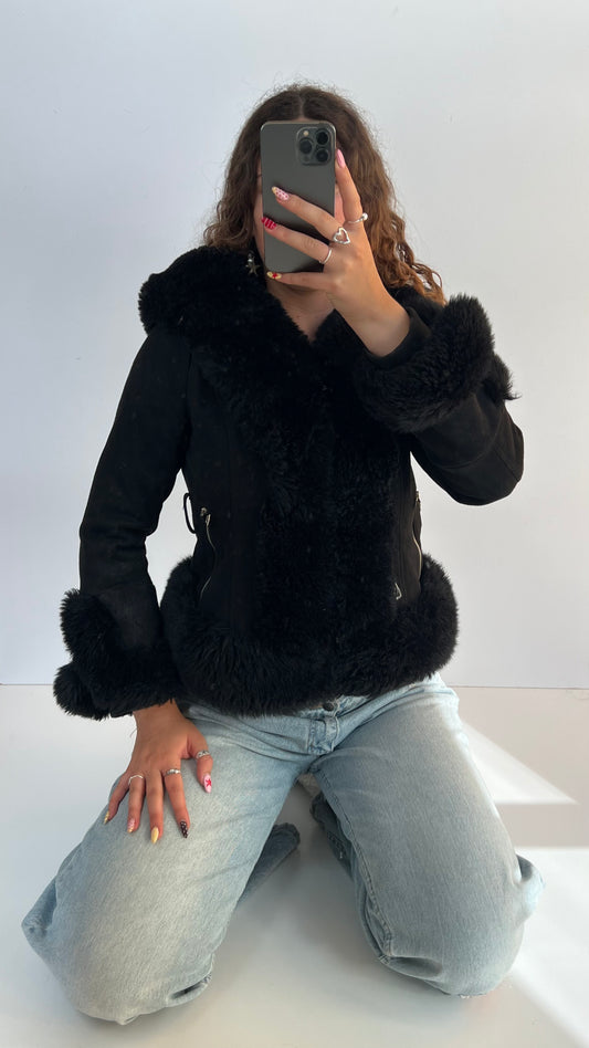 00s black fur coat- size  M