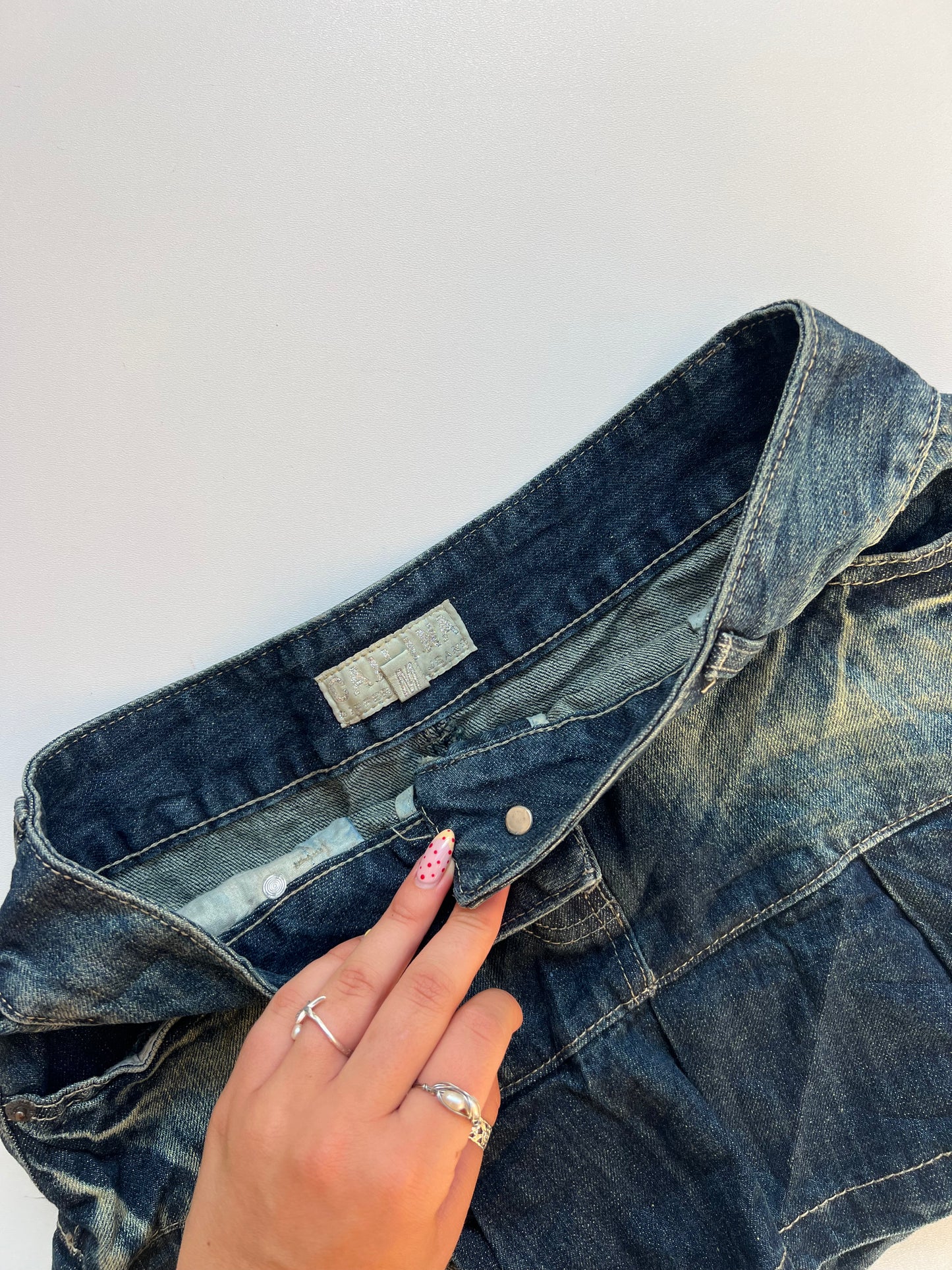00s denim pleated mini skirt- size M