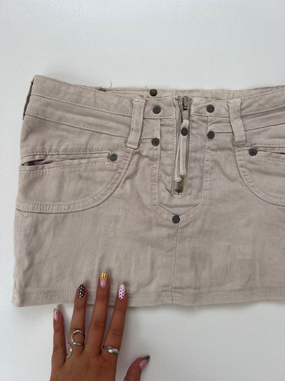 00s cream low rise denim mini skirt- size XS