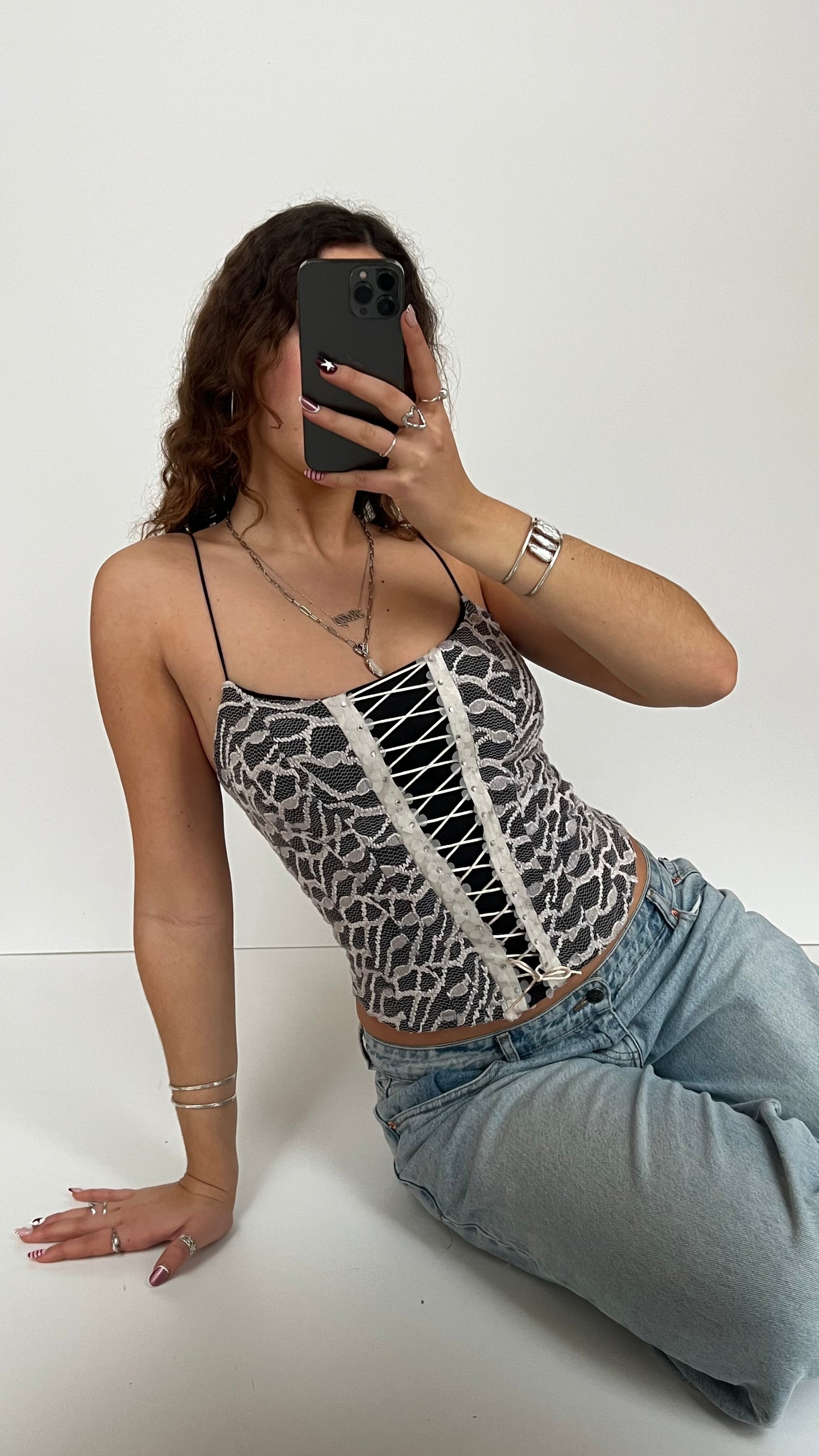 00s black white lace cami- size S