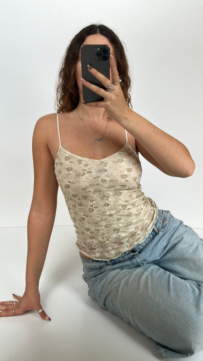 00s cream lace cami- size M