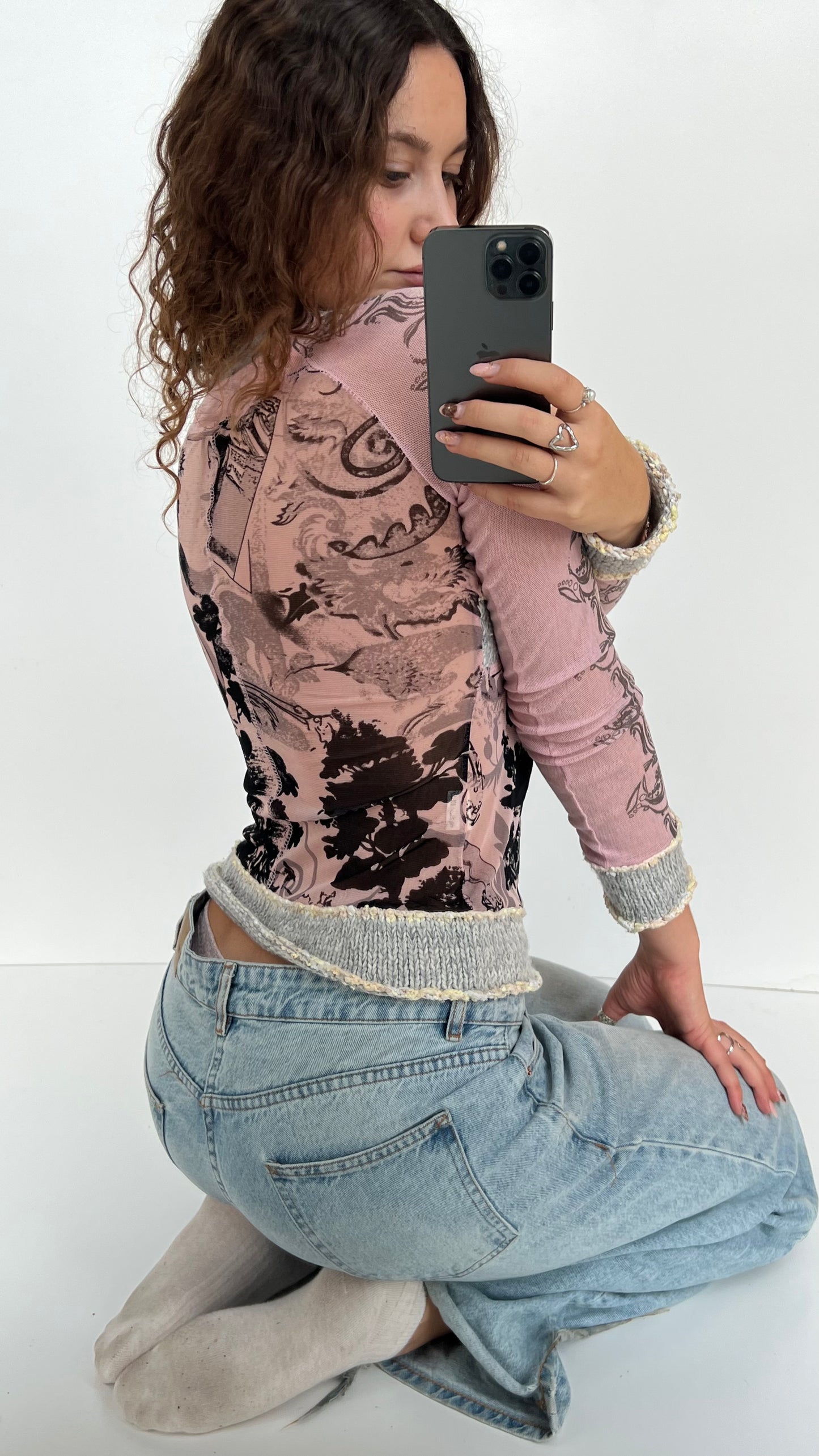 00s pink mesh knit long sleeve top- size S