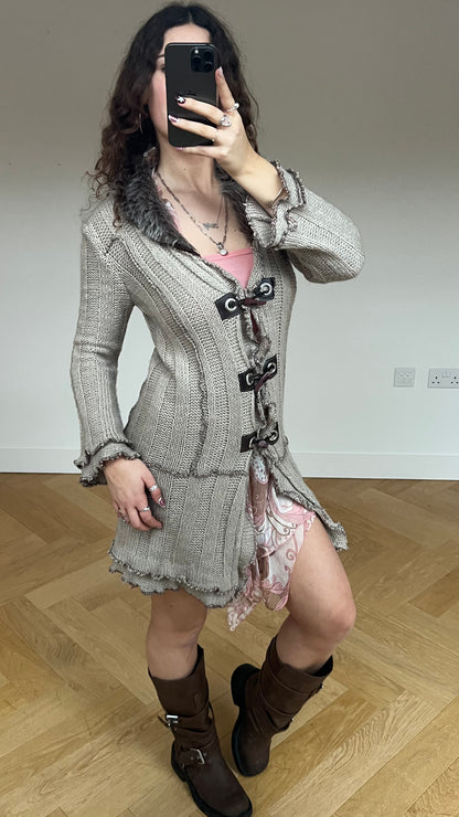 00s grey knit long cardigan- size M