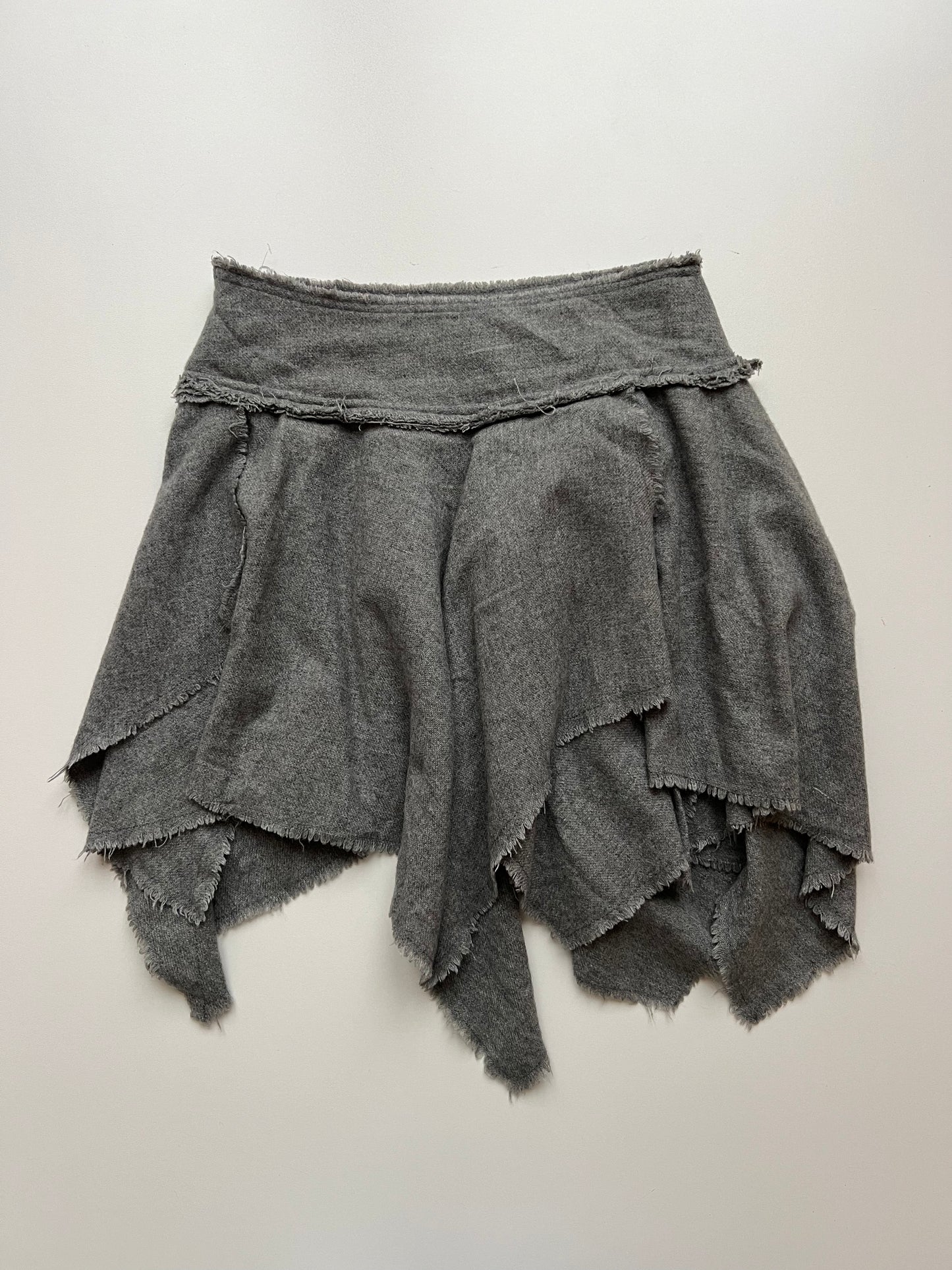 00s grey asymmetric skirt- size S