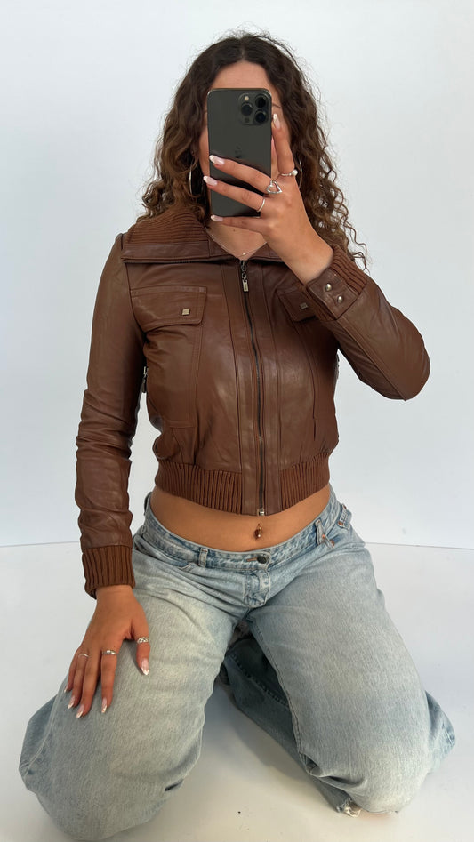 00s brown leather jacket- size M