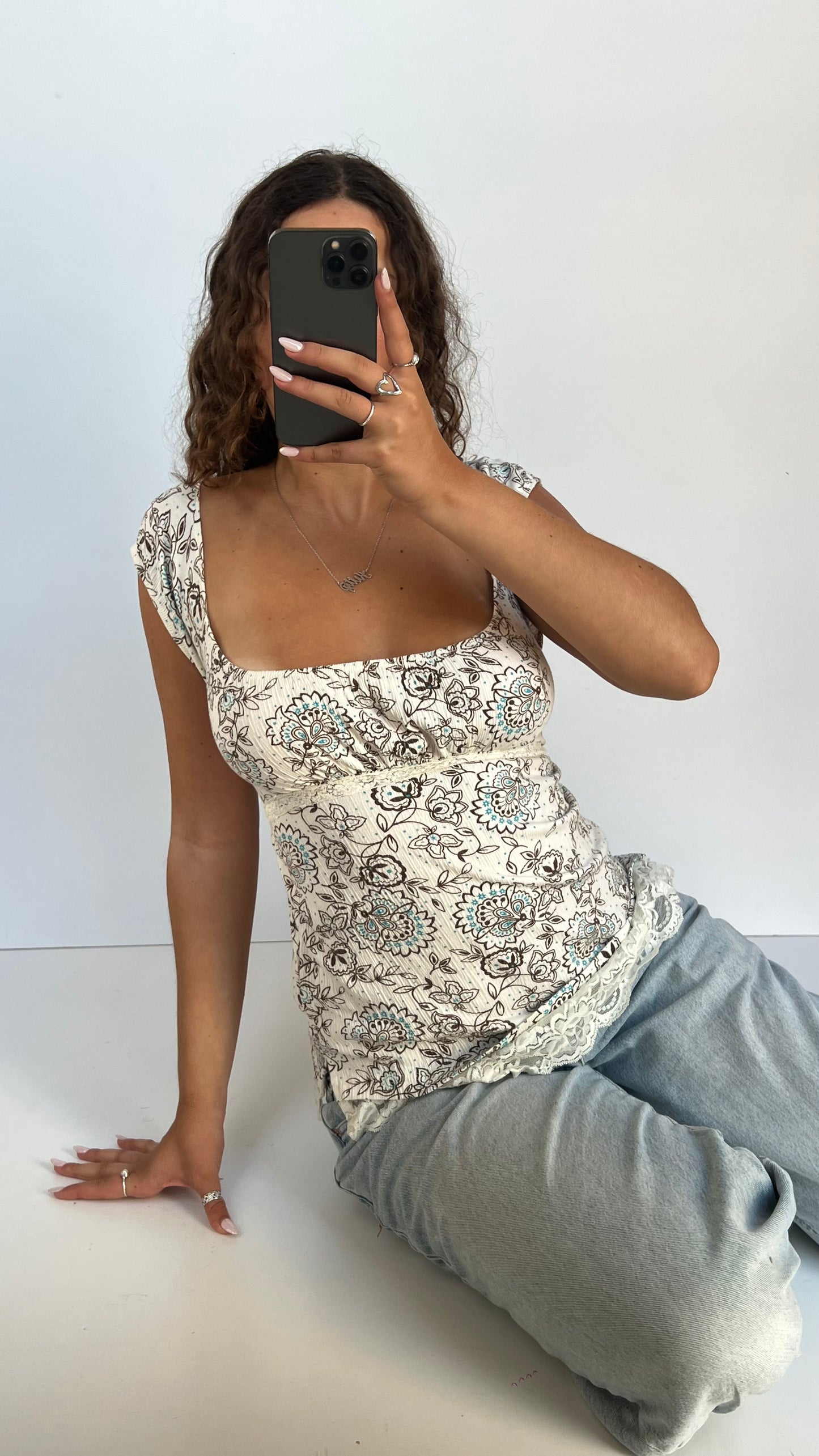 00s white floral babydoll top- size M
