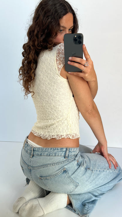 00s white lace babydoll top- size M