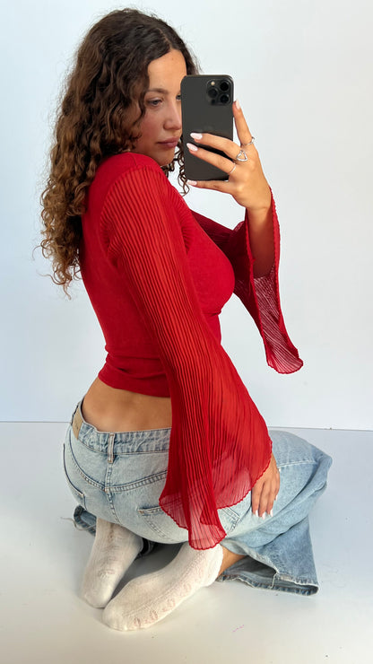 00s red flared top- size S