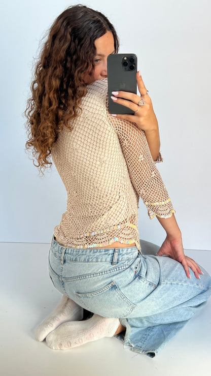 00s beige crochet top- size L