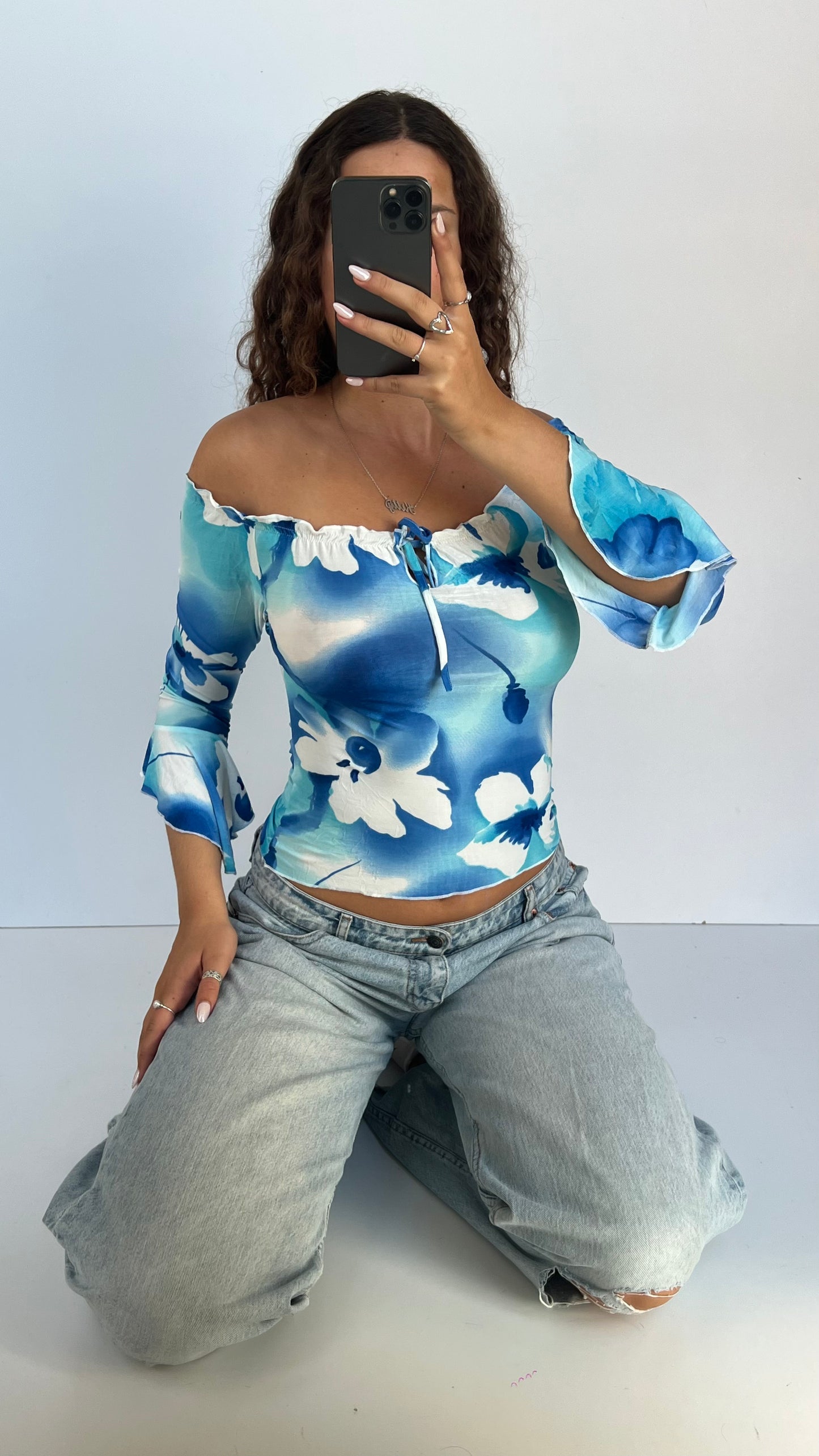 00s blue floral top- size M