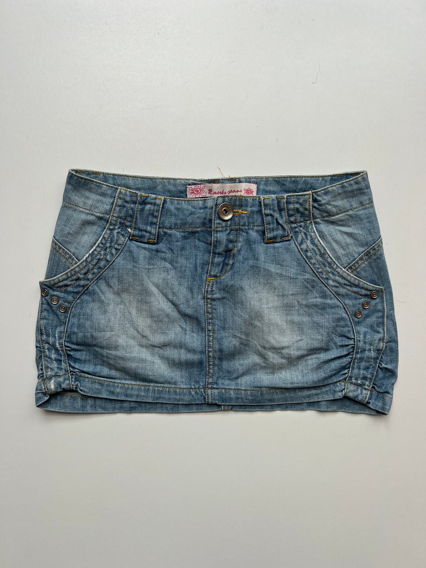 00s low rise denim mini skirt- size S
