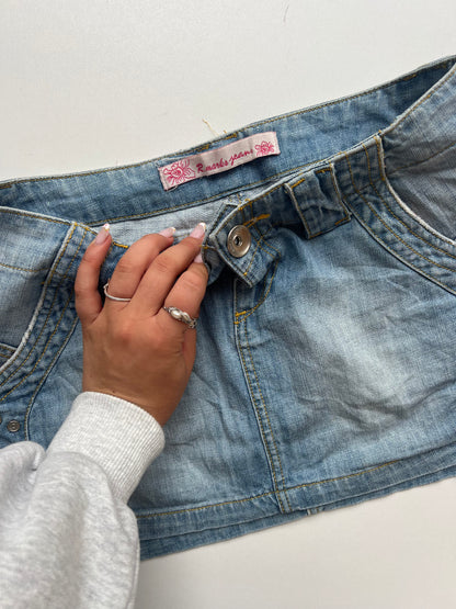 00s low rise denim mini skirt- size S