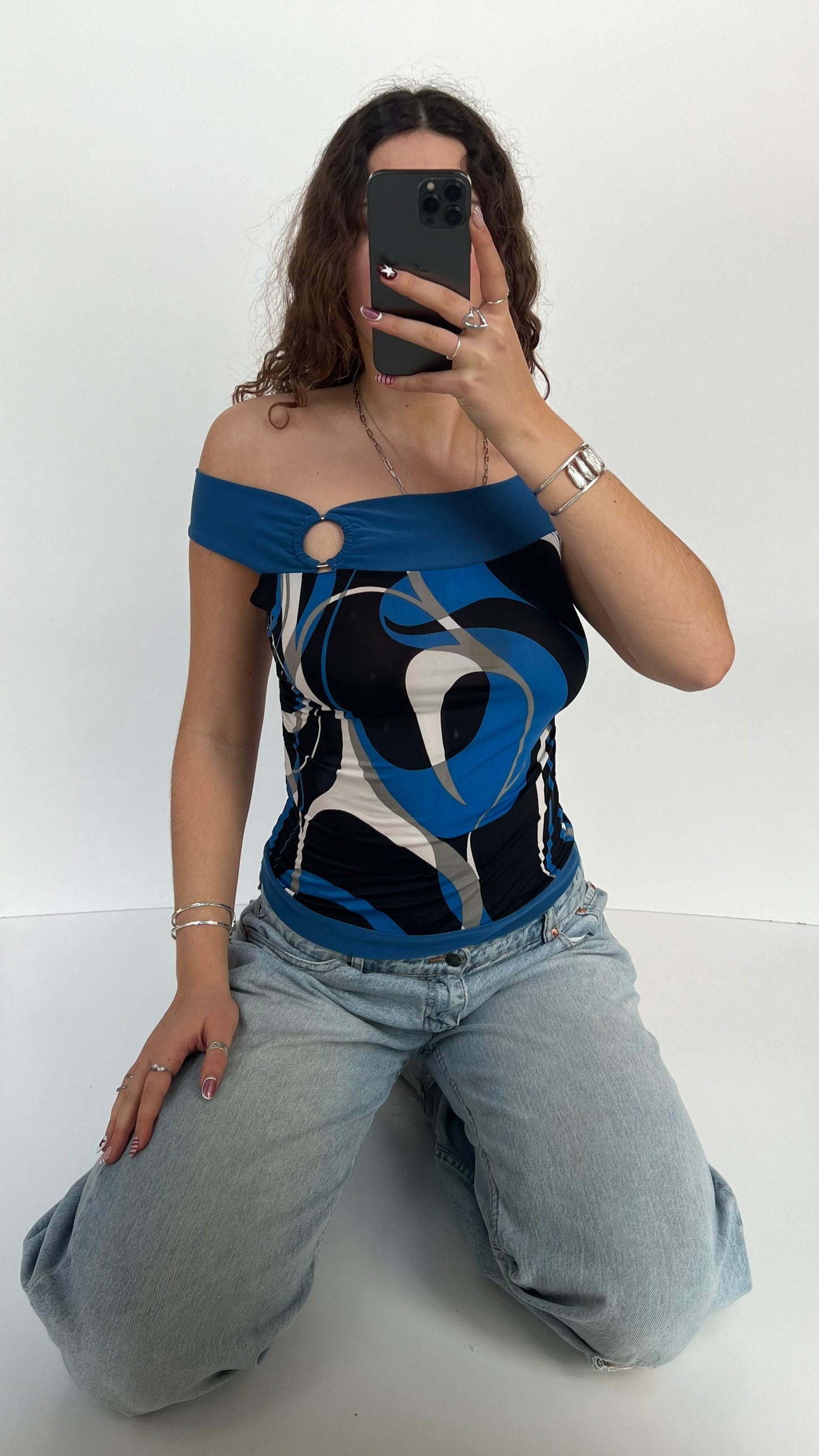 00s blue swirl print top- size M