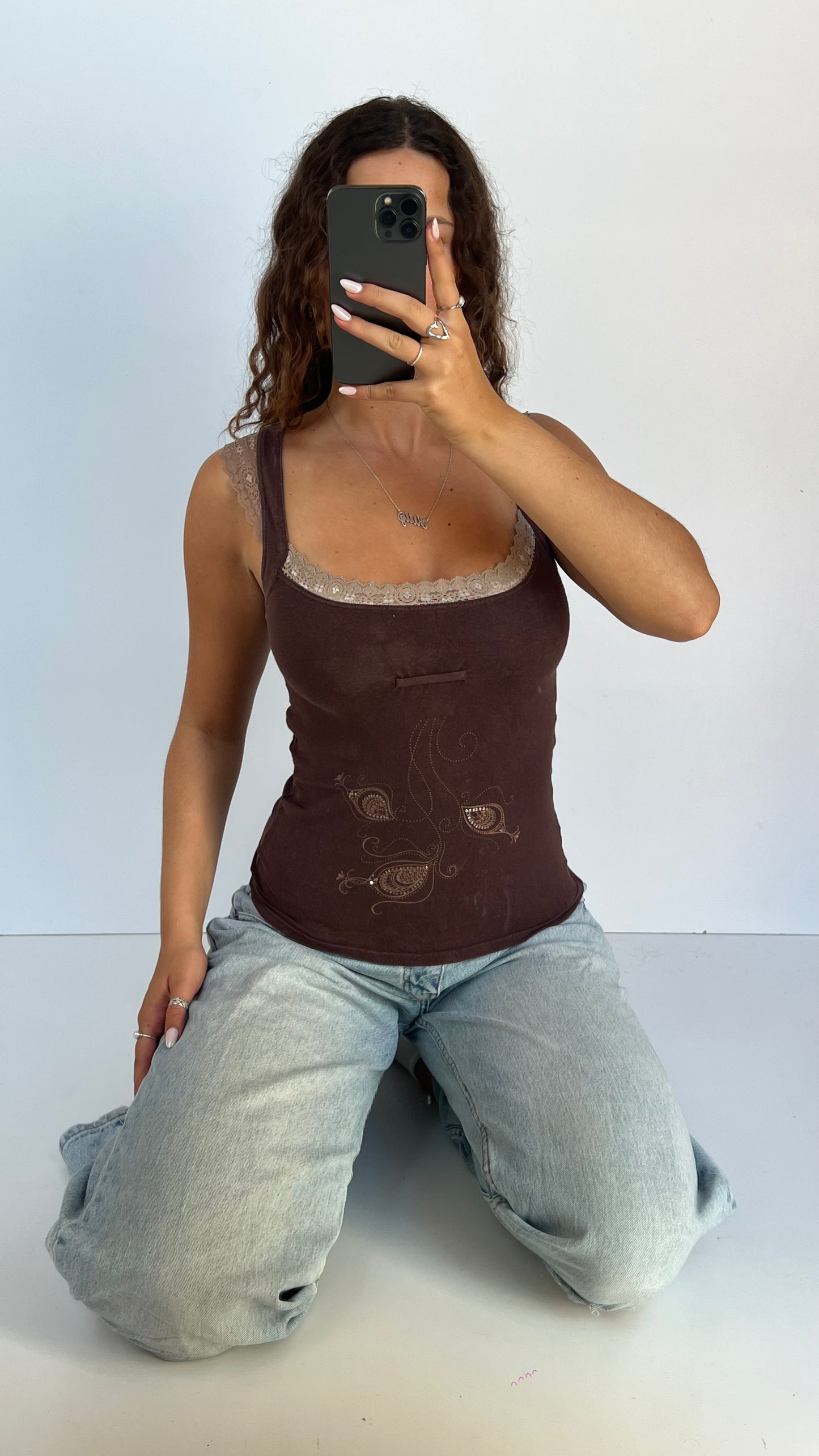 00s brown lace tank top- size M