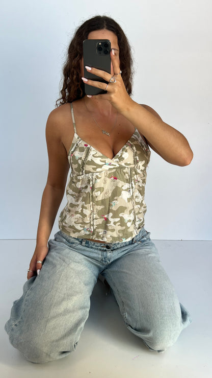00s camo patterned cami- size L