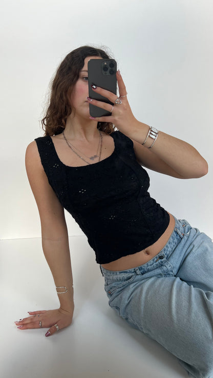 00s black lace cami- size S