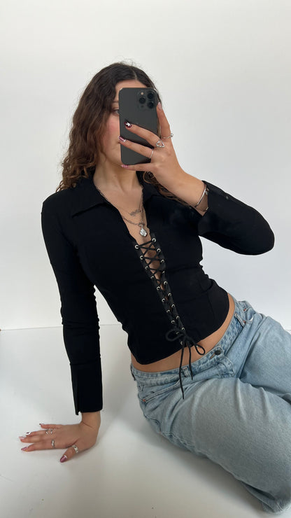 00s black long sleeve shirt- size S