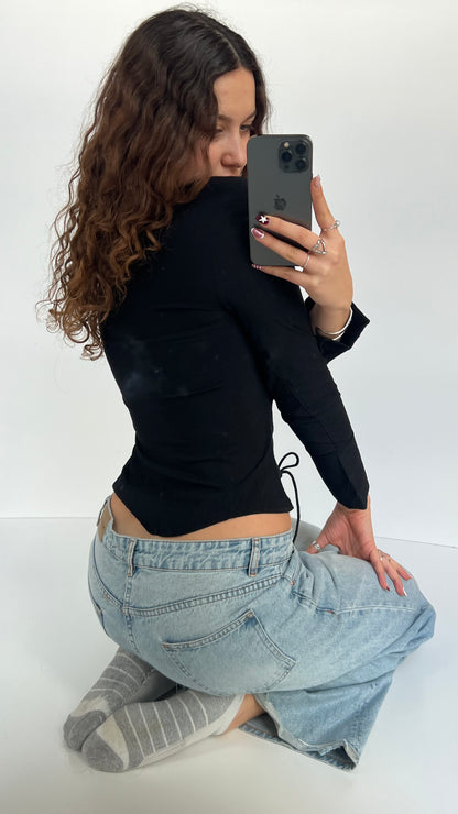 00s black long sleeve shirt- size S