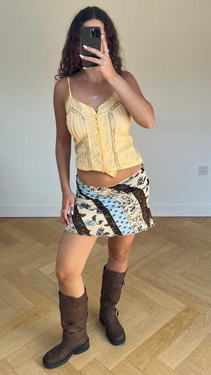 00s brown floral mini skirt- size M