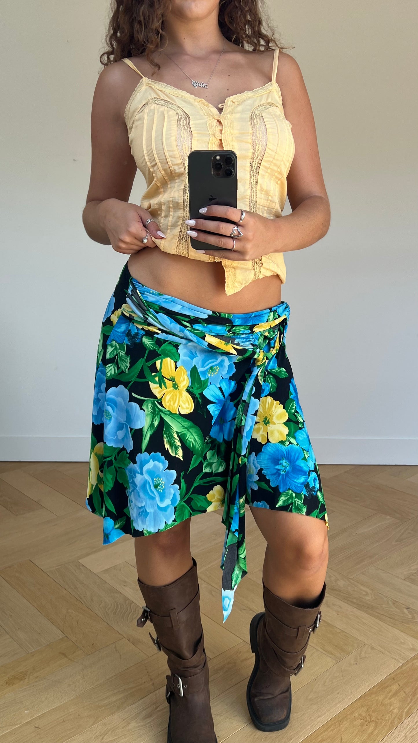 00s black blue floral midi skirt- size L