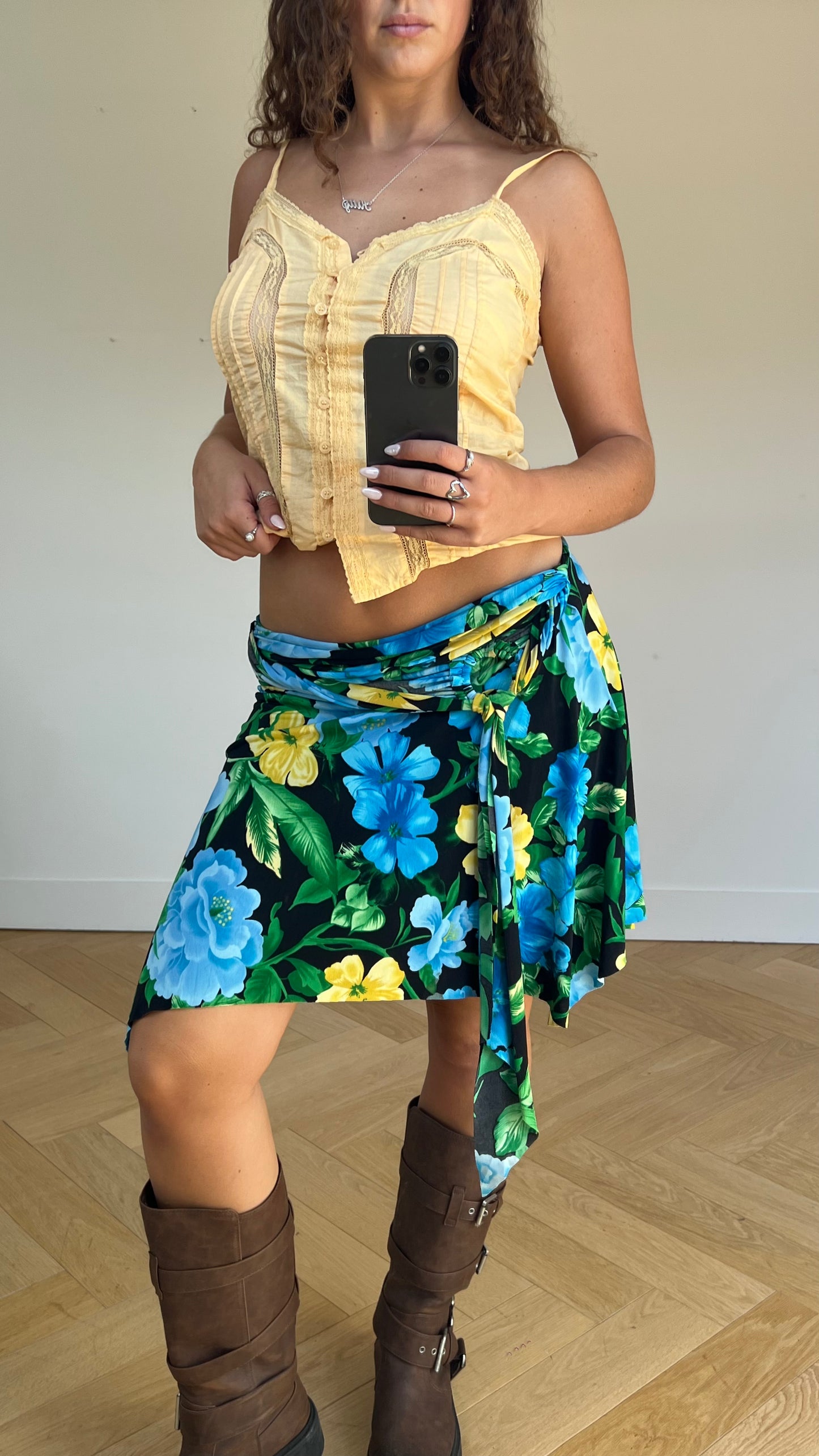 00s black blue floral midi skirt- size L