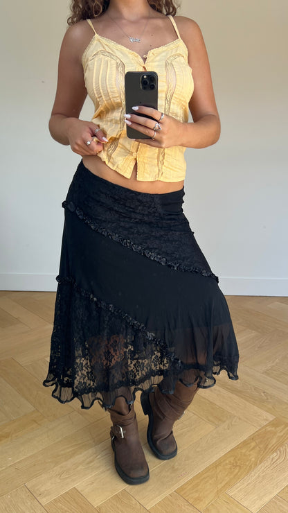 00s black lace maxi skirt- size M