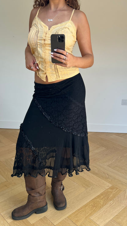 00s black lace maxi skirt- size M