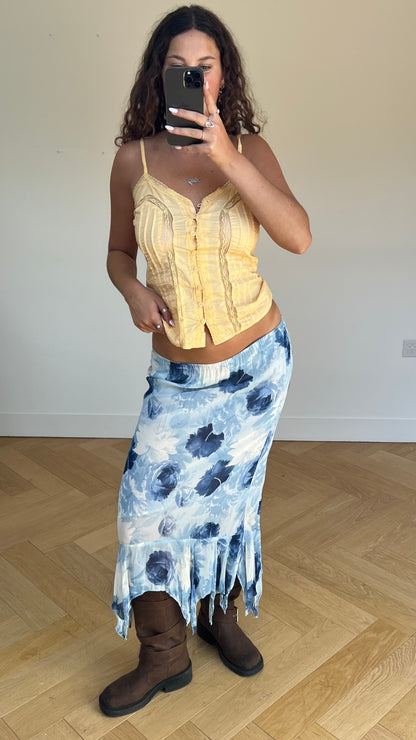 00s blue floral maxi skirt- size L